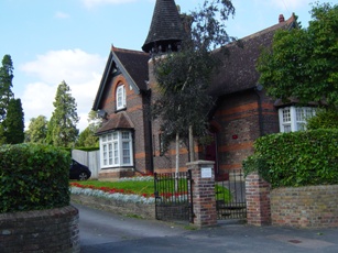 Entrance of Heath Lane Cemetery in Hemel Hempstead